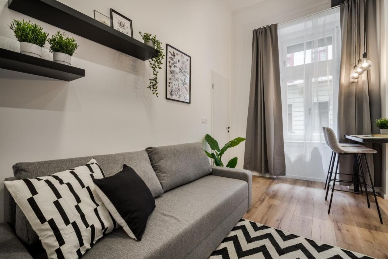 E32 - Oktogon Panorama Suite - Best Location - By Bqa Budapest Exterior photo